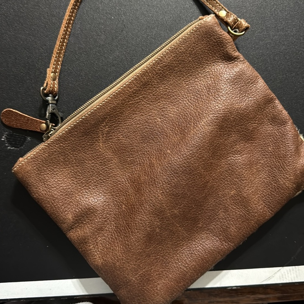 MYRA CLUTCH
Brown and Leopard Print Women's Clutch - Picture 2 of 5